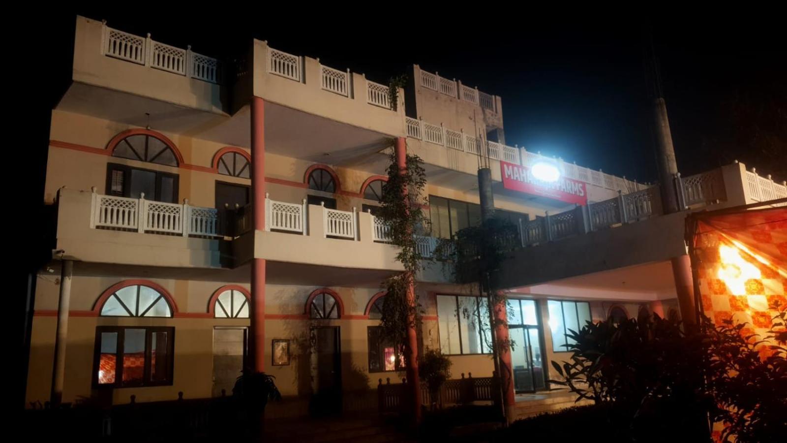 Maharaja Farms Otel Gurgaon Dış mekan fotoğraf